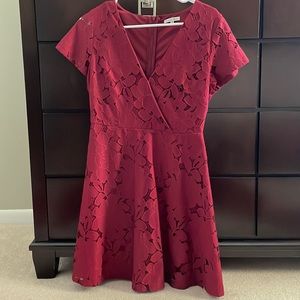 Lulu’s Black Swan Wine Tia Skater Dress